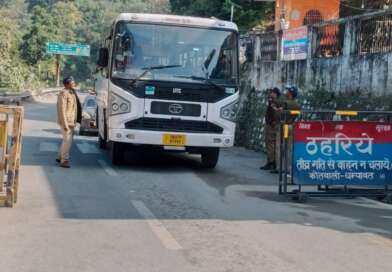 चम्पावत : पिथौरागढ़ में चल रही प्रादेशिक सेना भर्ती में शामिल होने पहुंचे युवाओं को गंतव्य तक सकुशल पहुंचाने के लिए चम्पावत पुलिस है मुस्तैद, NH को बांटा गया 05 सेक्टरों में, जानें एसपी चम्पावत ने किए हैं क्या प्रबंध…