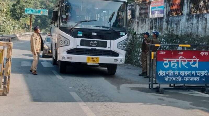 चम्पावत : पिथौरागढ़ में चल रही प्रादेशिक सेना भर्ती में शामिल होने पहुंचे युवाओं को गंतव्य तक सकुशल पहुंचाने के लिए चम्पावत पुलिस है मुस्तैद, NH को बांटा गया 05 सेक्टरों में, जानें एसपी चम्पावत ने किए हैं क्या प्रबंध…