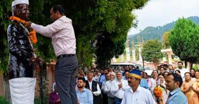 देवभूमि से शुरू हुए पंडित पन्त जी के विचार सदैव रहेंगे प्रासंगिक : जिलाधिकारी
