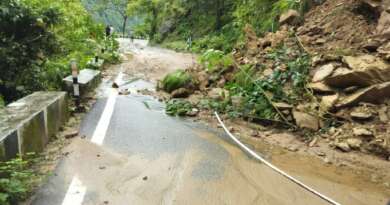 पूर्णागिरि : भारी वर्षा के चलते ठूलीगाड़-भैरव मंदिर सड़क को हनुमानचट्टी सहित 17 जगहों में नुकसान