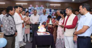 हर्षोल्लास के साथ मनाया गया ‘चम्पावत’ जिले का 29वां स्थापना दिवस, आदर्श जनपद बनाने का लिया संकल्प