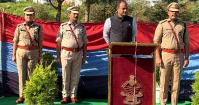 चम्पावत : पुलिस शहीद दिवस पर वीर शहीदों को दी गई श्रद्धांजलि