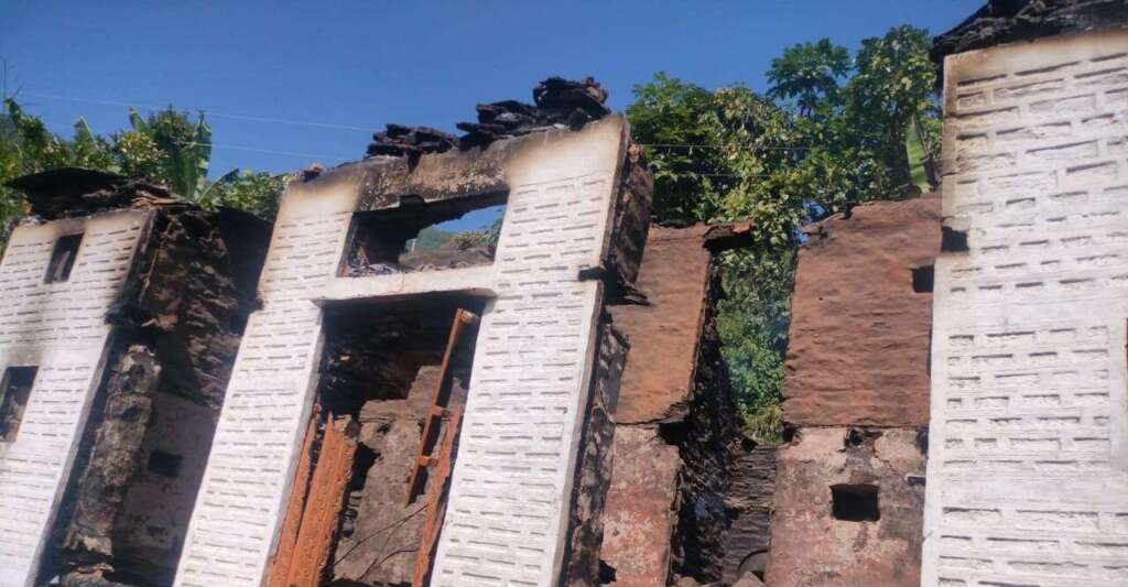 दीपावली पर घर में लगी आग, पांच तोला सोना भी जलकर हुआ खाक, अगले महीने है बेटी शादी