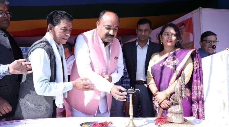 गांधी मैदान टनकपुर में नशा उन्मूलन पर छात्र-छात्राओं ने दिया सशक्त संदेश