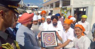 चम्पावत : जिपं सोनू बोहरा ने राज्यपाल को सौंपे लधिया क्षेत्र की विभिन्न विकास योजनाओं के मांग पत्र