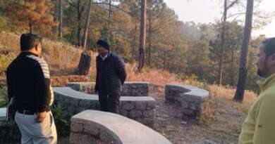 चम्पावत : सिप्टी वाटरफॉल के सौन्दर्यकरण कार्यों का जिलाधिकारी ने लिया जायजा