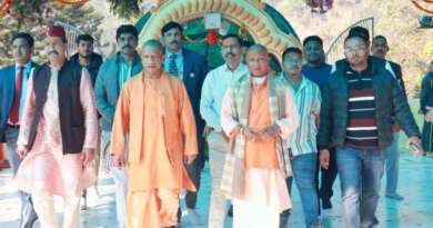 कोटद्वार में यूपी सीएम योगी आदित्यनाथ, सिद्धबली बाबा के किए दर्शन, दुख की घड़ी में बहन को दी सांत्वना