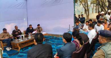 पूर्णागिरि मेले की तैयारियों को लेकर जिलाधिकारी ने की व्यापक समीक्षा बैठक, यात्रा मार्ग का किया स्थलीय निरीक्षण