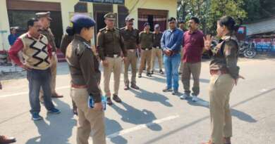 पूर्णागिरि मेला : श्रद्धालुओं की सुरक्षा व्यवस्था के दृष्टिगत एसपी ने मेला क्षेत्र व इंडो-नेपाल बॉर्डर का किया निरीक्षण