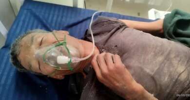 टनकपुर : धरने पर बैठे लोगों ने एक व्यक्ति को शारदा नदी में डूबने से बचाया