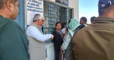 चम्पावत : ​डीएम के निर्देश पर गैस एजेंसियों का औचक निरीक्षण, कालाबाजारी रोकने को लेकर प्रशासन सख्त