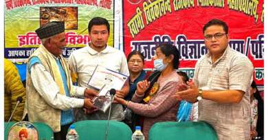 सेवानिवृत्त प्राध्यापक कलौनी बने छात्र छात्राओं के प्रेरणास्रोत, विभिन्न प्रतियोगिताओं के विजेताओं को किया पुरस्कृत