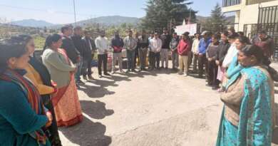 चम्पावत : पर्यावरण मित्र नितिन का निधन हुआ, पालिका परिसर ने जताया गया शोक