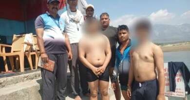 पूर्णागिरि मेला : जल पुलिस ने तीन श्रद्धालुओं को शारदा घाट में डूबने से बचाया