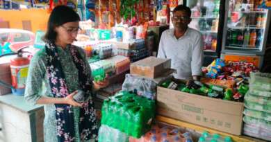 पूर्णागिरी मेला क्षेत्र में खाद्य सुरक्षा विभाग ने चलाया सघन निरीक्षण अभियान, भंडारा संचालकों व दुकानदारों को दिए निर्देश