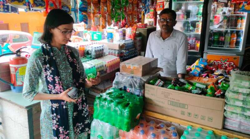 पूर्णागिरी मेला क्षेत्र में खाद्य सुरक्षा विभाग ने चलाया सघन निरीक्षण अभियान, भंडारा संचालकों व दुकानदारों को दिए निर्देश