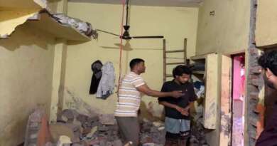 गैस सिलेंडर फटने से चार लोग झुलसे, धमाके से इलाके में मची अफरा-तफरी