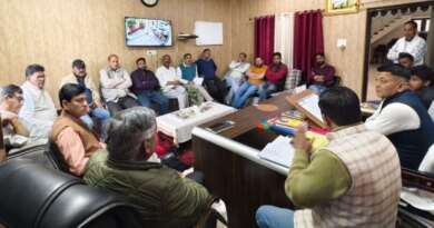 चम्पावत : सीएम धामी के भ्रमण कार्यक्रम को लेकर भाजपा कार्यालय में तैयारी बैठक का हुआ आयोजन