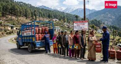 जिलाधिकारी के निर्देश पर जनपद चम्पावत में गैस वितरण को विस्तृत रोस्टर जारी