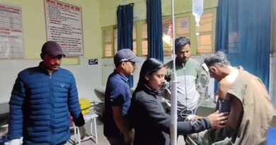 लोहाघाट : गुलदार ने वनकर्मियों के सामने ही युवक पर किया हमला, चेहरे और शरीर पर आए गहरे घाव