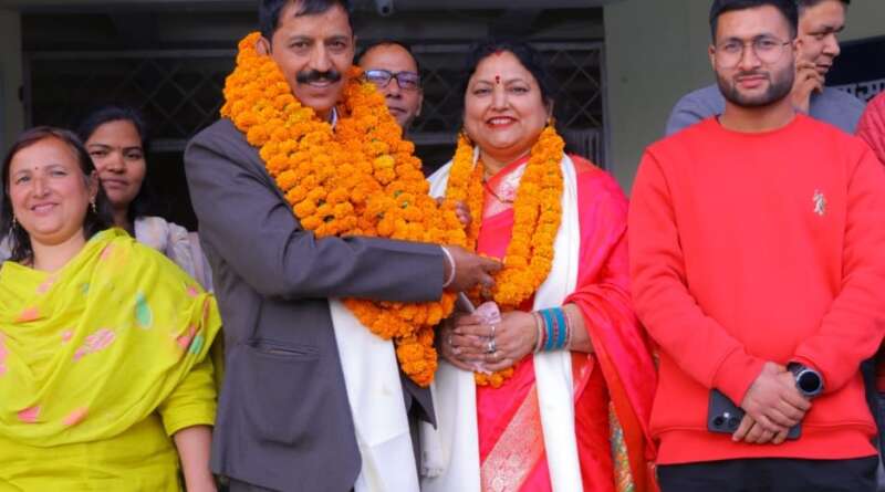 टनकपुर पालिका के ईओ रहे उद्यान निरीक्षक भूपेंद्र प्रकाश जोशी को सेवानिवृत्ति पर दी भावभीनी विदाई