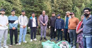 स्वच्छता की अलख जगा रहा ‘क्लीन चम्पावत’, हर रविवार स्वच्छता कार्यक्रम से जुड़ रहे लोग