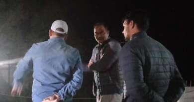 रात्रि में स्वाला क्षेत्र का निरीक्षण कर जिलाधिकारी ने निर्माण कार्यों की गति बढ़ाने के दिए निर्देश, यातायात प्रतिबंध के बीच गुणवत्ता व समयबद्धता पर जोर