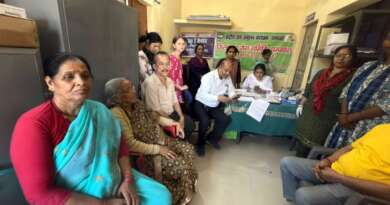 टनकपुर : 100 डे टीबी कैंपेन के तहत मनीहार गोठ में लगा स्वास्थ्य शिविर