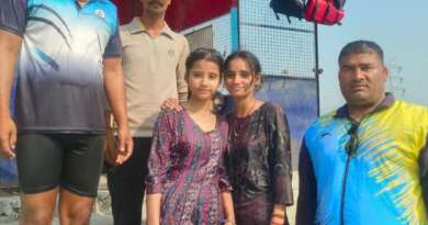 टनकपुर : शारदा घाट पर डूबने लगे दो श्रद्धालुओं को जल पुलिस ने सकुशल बचाया