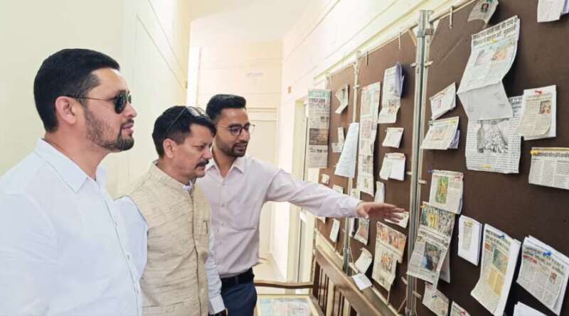 सूचना तंत्र को सुदृढ़ बनाने पर जोर, मीडिया सलाहकार समिति के उपाध्यक्ष ध्रुव रौतेला ने किया जिला सूचना कार्यालय का निरीक्षण
