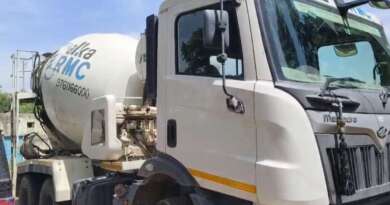 रुड़की में सड़क हादसा, ट्रक ने बाइक सवारों को कुचला, तीन लड़कों की मौत