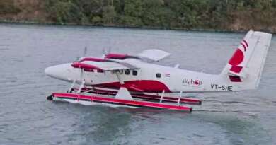 उत्तराखंड : गंगा बैराज में उतरा सी प्लेन, लैंडिंग के साथ भरी उड़ान