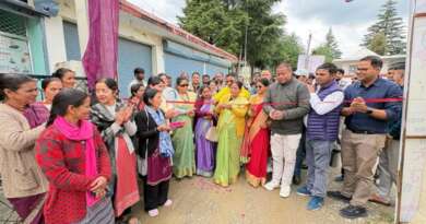 चम्पावत : गोल्ज्यू महोत्सव के तहत गोरल चौड़ मैदान में भव्य व्यावसायिक मेले का उद्घाटन