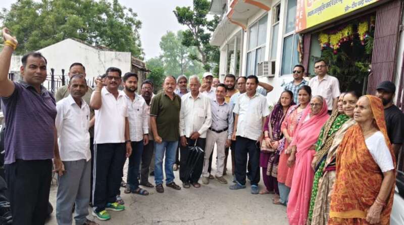 टनकपुर : NH चौड़ीकरण में बाईपास की मांग तेज, प्रभावितों ने दी जनआंदोलन की चेतावनी