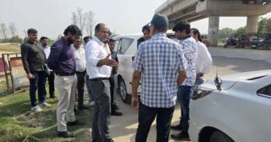 टनकपुर–बनबसा हाईवे का जिलाधिकारी मनीष कुमार ने किया निरीक्षण, संवेदनशील स्थलों पर सुरक्षा एवं मरम्मत कार्य शीघ्र पूर्ण करने के निर्देश