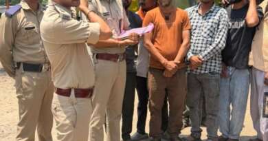 टनकपुर : पूर्णागिरि मार्ग पर चला सघन चेकिंग अभियान, 60 वाहनों का चालान कर 2 गाड़ियां की गईं सीज
