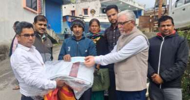 चम्पावत : आकाशीय बिजली के पीड़ित परिवार को मिला 20 हजार का मुआवजा