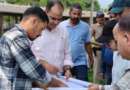 टनकपुर : जिलाधिकारी ने मनिहारगोठ का किया स्थलीय निरीक्षण, जलभराव एवं नाला सफाई के निर्देश