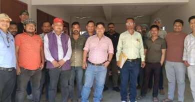 टनकपुर : बलिदान होकर 34 यात्रियों को बचाने वाले चालक के परिजनों को ₹20 लाख सहायता देने की मांग