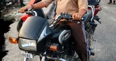 टनकपुर में रॉन्ग साइड ड्राइविंग और नाबालिगों के वाहन चलाने पर पुलिस का कड़ा प्रहार, ₹26,000 का चालान