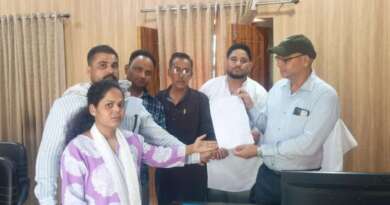 टनकपुर नगरपालिका में विकास कार्य ठप, प्रस्तावों की अनदेखी पर फूटा आक्रोश, सभासदों ने दिया अल्टीमेटम