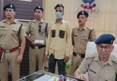 उत्तराखंड के थानों को बम से उड़ाने की धमकी देने वाला आरोपी गिरफ्तार, सोशल मीडिया पर पोस्ट कर फैलाई थी दहशत