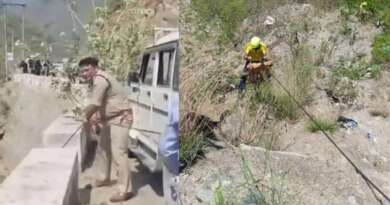 उत्तराखंड में दर्दनाक हादसा, गंगा में समाई पर्यटकों से भरी कार, 2 के शव बरामद, सर्च ऑपरेशन जारी