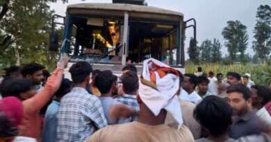 उत्तराखंड में भीषण सड़क हादसा, तेज रफ्तार बस ने स्कूटी सवार किशोरों को रौंदा, एक की दर्दनाक मौत