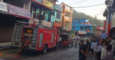 लोहाघाट में शादी वाले घर में शॉर्ट सर्किट से लगी भीषण आग, 15 लाख का सामान स्वाहा