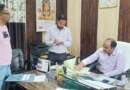चम्पावत : UPCL कार्यालय में DM का औचक निरीक्षण, EE समेत छह कर्मचारी मिले गायब, स्पष्टीकरण तलब