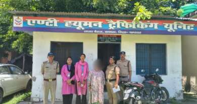 चम्पावत पुलिस की मानवता: टनकपुर में मिली बिछड़ी नेपाली महिला को परिजनों से मिलाया