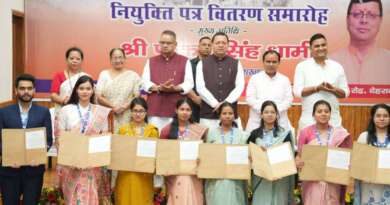 मुख्यमंत्री धामी ने 187 नवचयनित अभ्यर्थियों को सौंपे नियुक्ति पत्र, बोले- जनसेवा और पारदर्शिता होगी नई पहचान