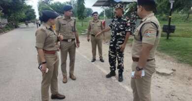 भारत-नेपाल सीमा पर एसपी रेखा यादव का औचक निरीक्षण, सुरक्षा व्यवस्था पर दिए कड़े निर्देश