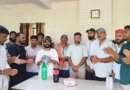 पूर्व विधायक हेमेश खर्कवाल के जन्मदिन पर कांग्रेस कार्यकर्ताओं ने मरीजों को बांटे फल, कुष्ठ परिवारों को राशन वितरित